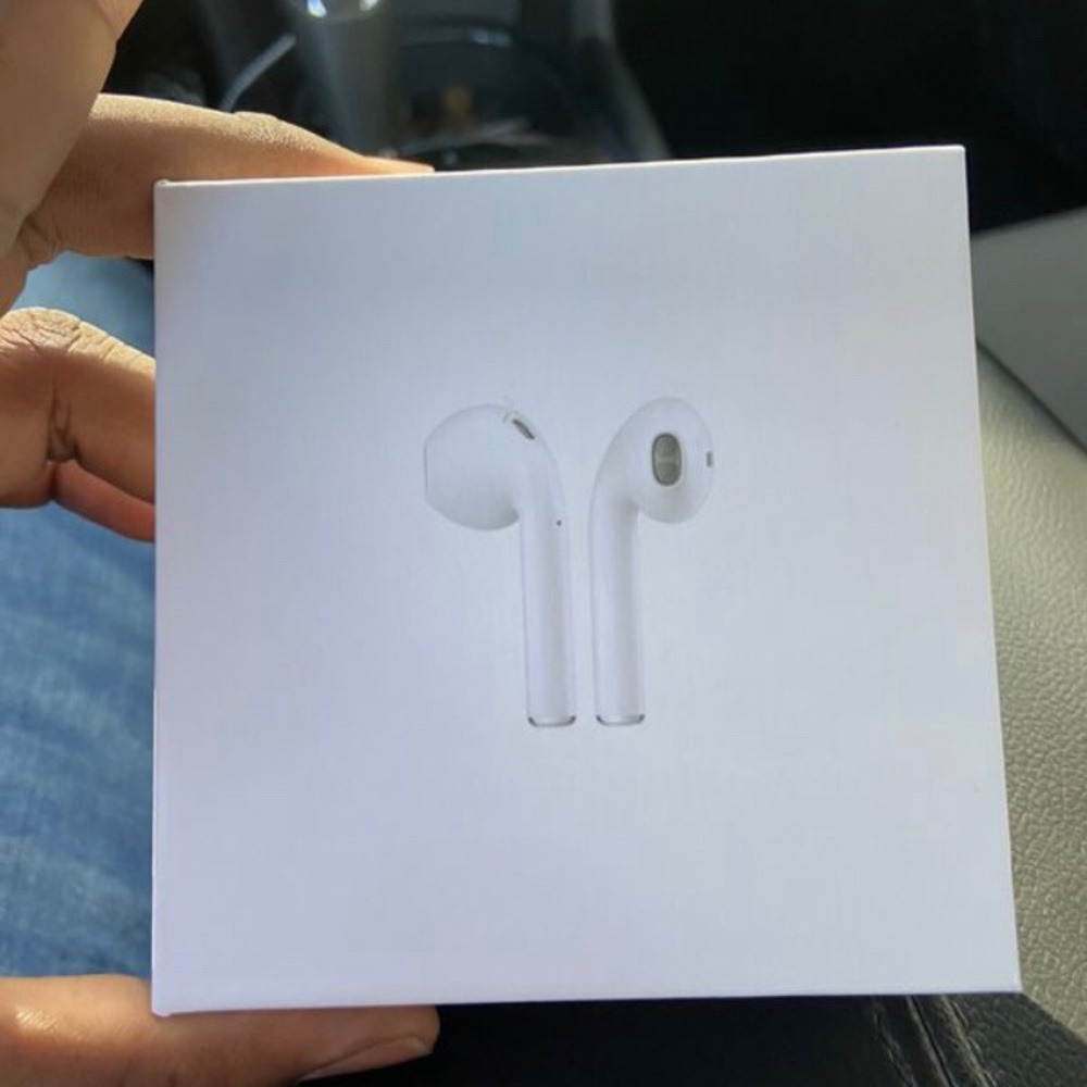 Apple AirPods brand new